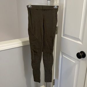 Olive green Altard State leggings. Size XS but stretchy so could fit small